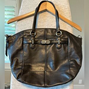 Coach Chelsea Black Leather Tote Turnlock Shoulder Bag Large Carryall 17847